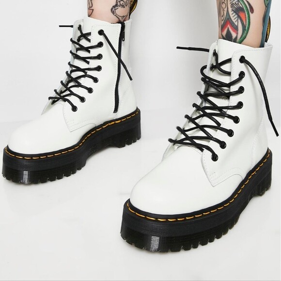Doc Martens Jadon Smooth Leather White Platform Combat Boots, 8 Womens 7 Mens - Picture 1 of 12